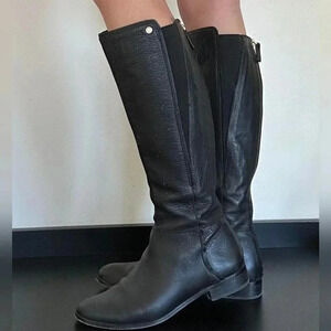 Leather boots (Louise Et Cie)